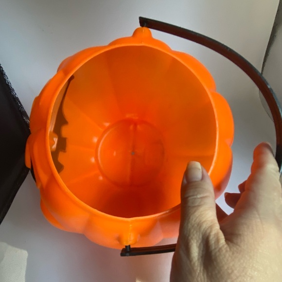 Vintage 90's Blow Mold Pumpkin - Picture 8 of 12